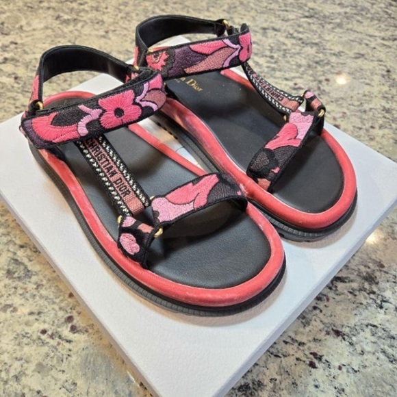 NEW DIOR D-Wave Sandals Size 39 - Picture 2 of 12